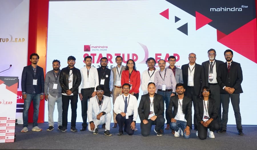 Agrograde team receiving recognition as a Top 9 Agritech Startup at Mahindra Startup Leap 2023